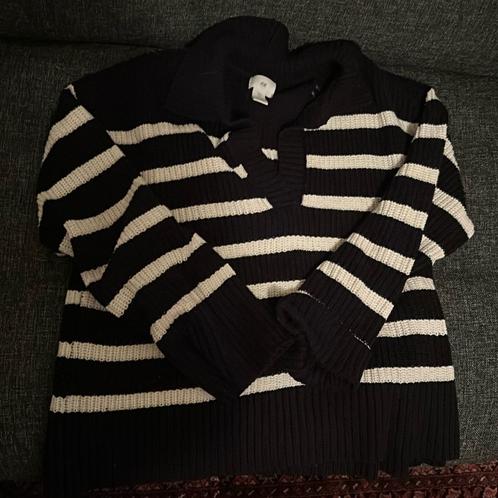 H&M sweater